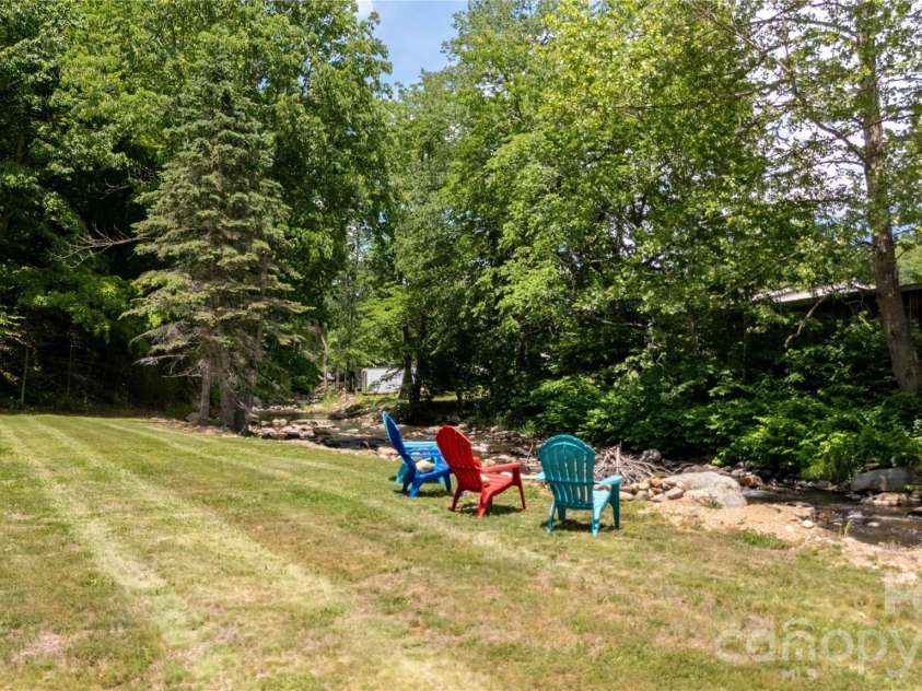 84 Sheets Farm Road, Bakersville, NC 28705.  MLS# CAR4384687, YatesRealty ID 25058. 