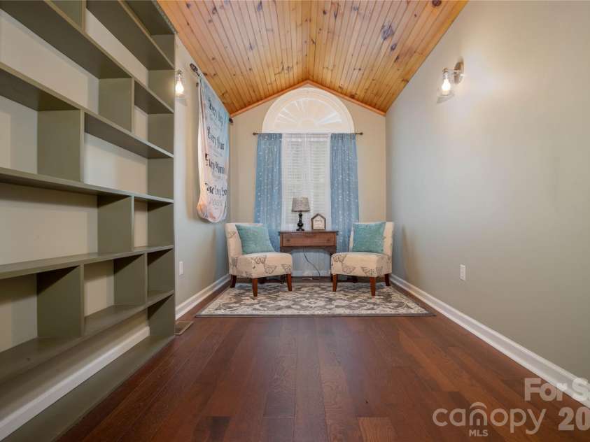 84 Sheets Farm Road, Bakersville, NC 28705.  MLS# CAR4384687, YatesRealty ID 25058. Primary Bedroom