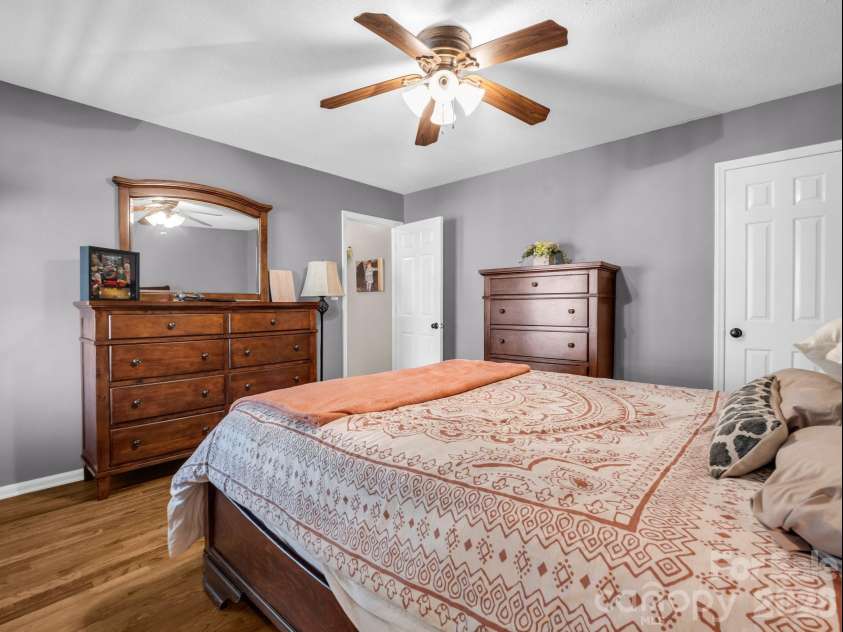 108 Three Oaks Lane, Kings Mountain, NC 28086.  MLS# CAR4218081, YatesRealty ID 2506. 