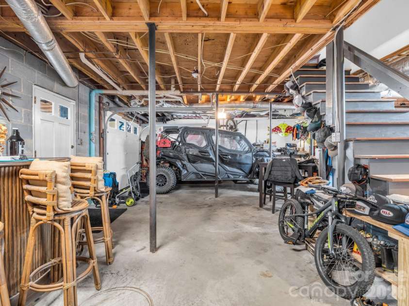108 Three Oaks Lane, Kings Mountain, NC 28086.  MLS# CAR4218081, YatesRealty ID 2506. 