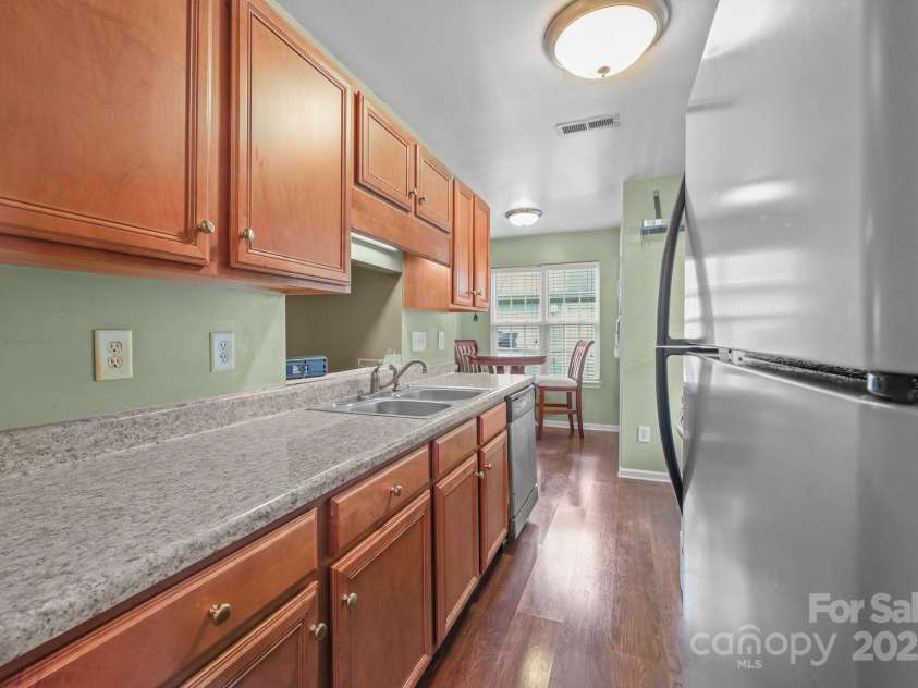 6623 Nevin Glen Drive, Charlotte, NC 28269.  MLS# CAR4304224, YatesRealty ID 2506. 