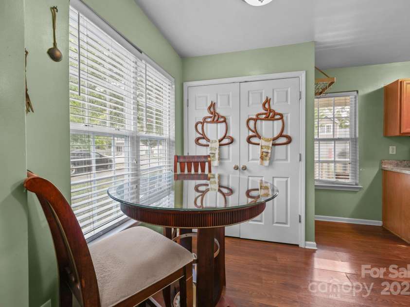 6623 Nevin Glen Drive, Charlotte, NC 28269.  MLS# CAR4304224, YatesRealty ID 2506. 