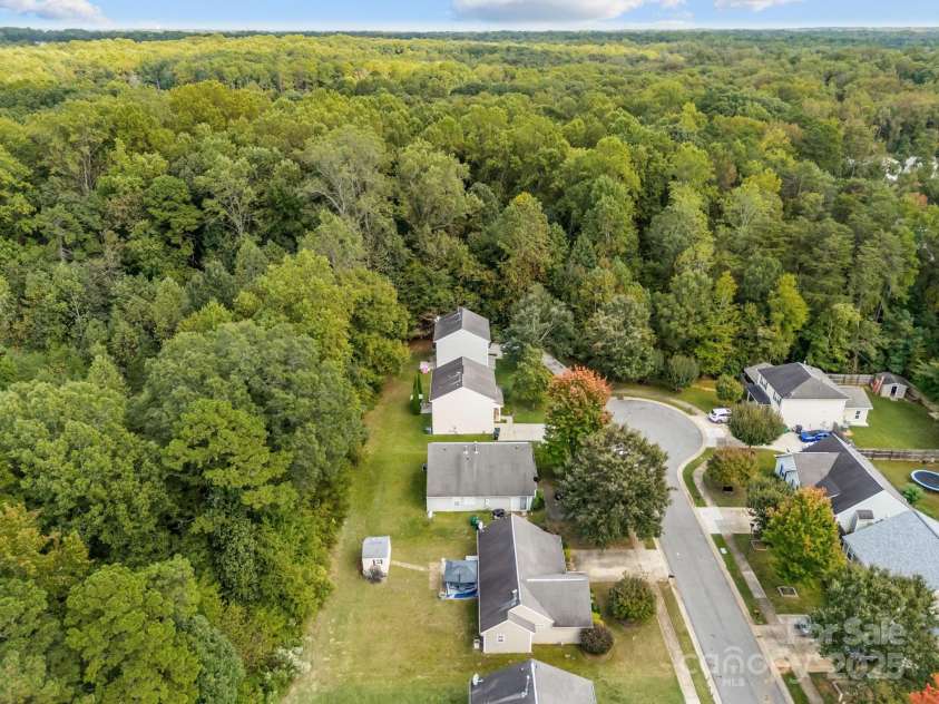 6623 Nevin Glen Drive, Charlotte, NC 28269.  MLS# CAR4304224, YatesRealty ID 2506. 