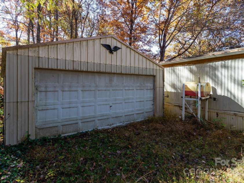 84 Mountain View Estates, Leicester, NC 28748.  MLS# CAR4196465, YatesRealty ID 2506. 