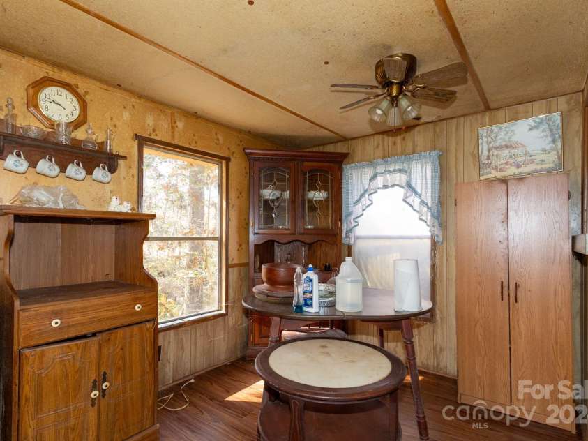 84 Mountain View Estates, Leicester, NC 28748.  MLS# CAR4196465, YatesRealty ID 2506. 