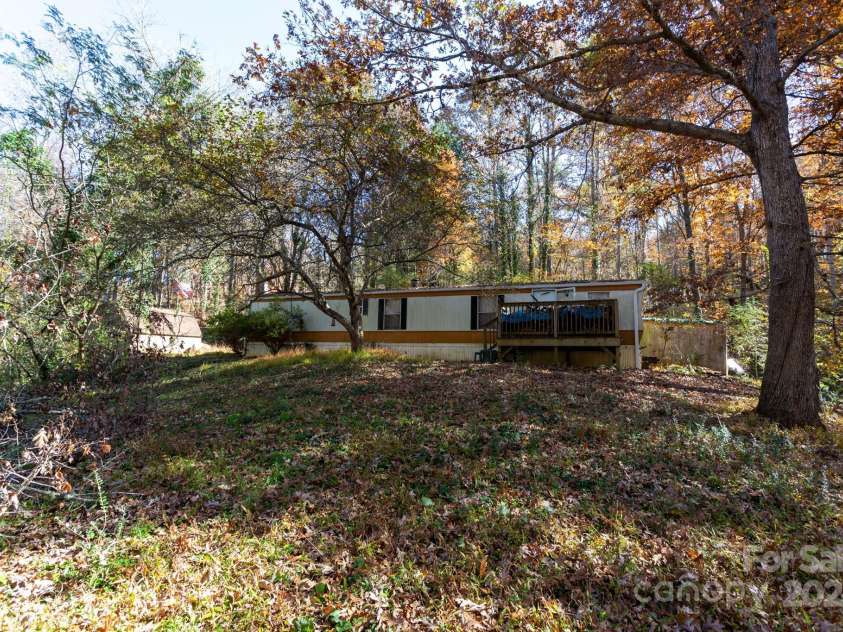 84 Mountain View Estates, Leicester, NC 28748.  MLS# CAR4196465, YatesRealty ID 2506. 