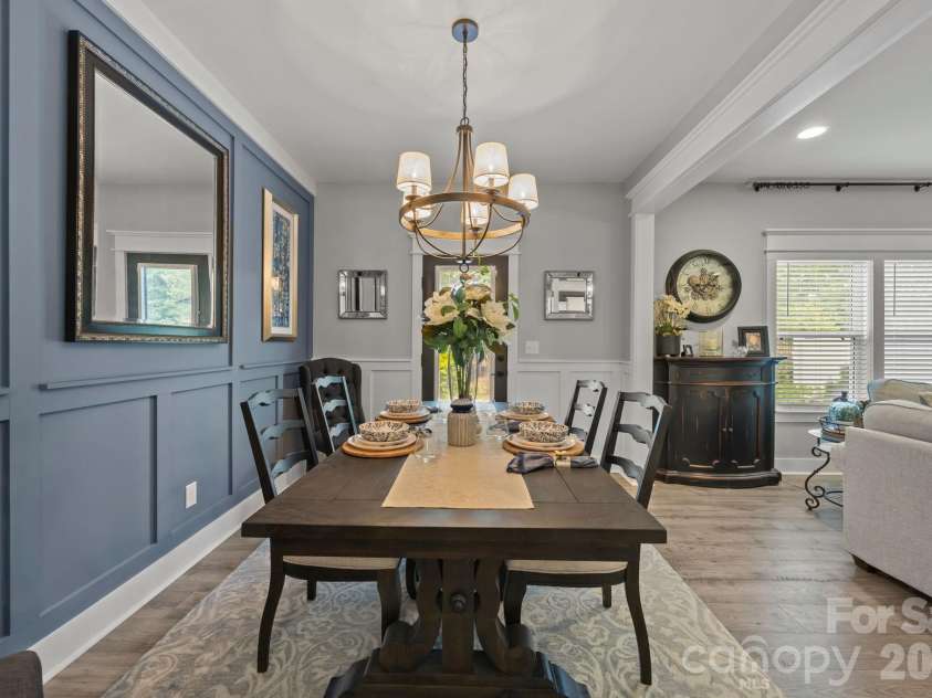 927 Canopy Falls Lane, York, SC 29745.  MLS# CAR4369534, YatesRealty ID 25060. 