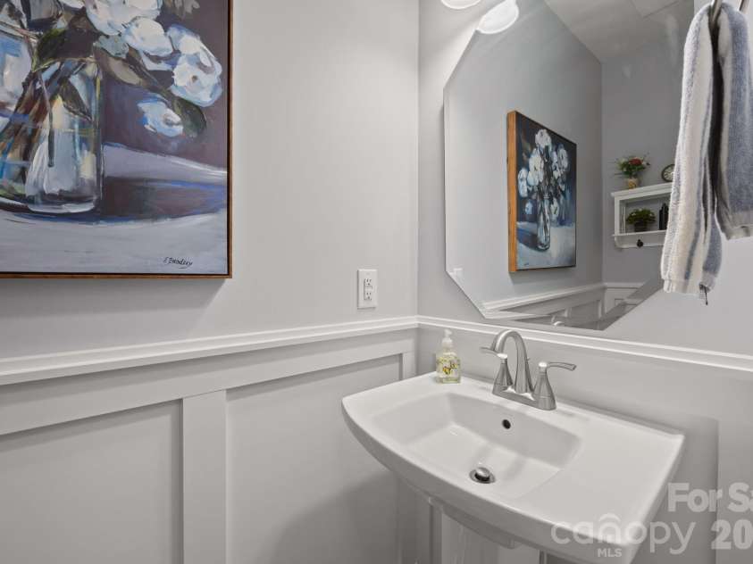 927 Canopy Falls Lane, York, SC 29745.  MLS# CAR4369534, YatesRealty ID 25060. 