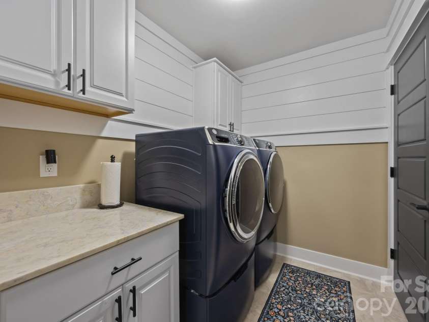 927 Canopy Falls Lane, York, SC 29745.  MLS# CAR4369534, YatesRealty ID 25060. 