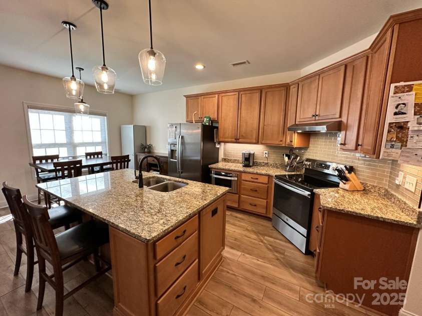 194 T R Harris Drive, Shelby, NC 28150.  MLS# CAR4277188, YatesRealty ID 25061. Kitchen 1