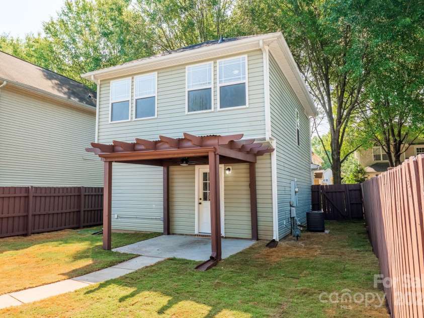 13115 Meadowmere Road, Huntersville, NC 28078.  MLS# CAR4274772, YatesRealty ID 25063. 