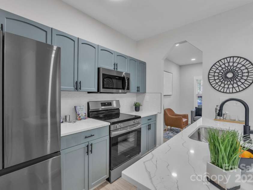 13115 Meadowmere Road, Huntersville, NC 28078.  MLS# CAR4274772, YatesRealty ID 25063. 