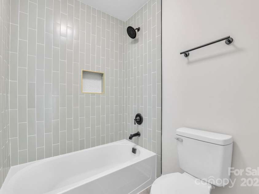 13115 Meadowmere Road, Huntersville, NC 28078.  MLS# CAR4274772, YatesRealty ID 25063. 