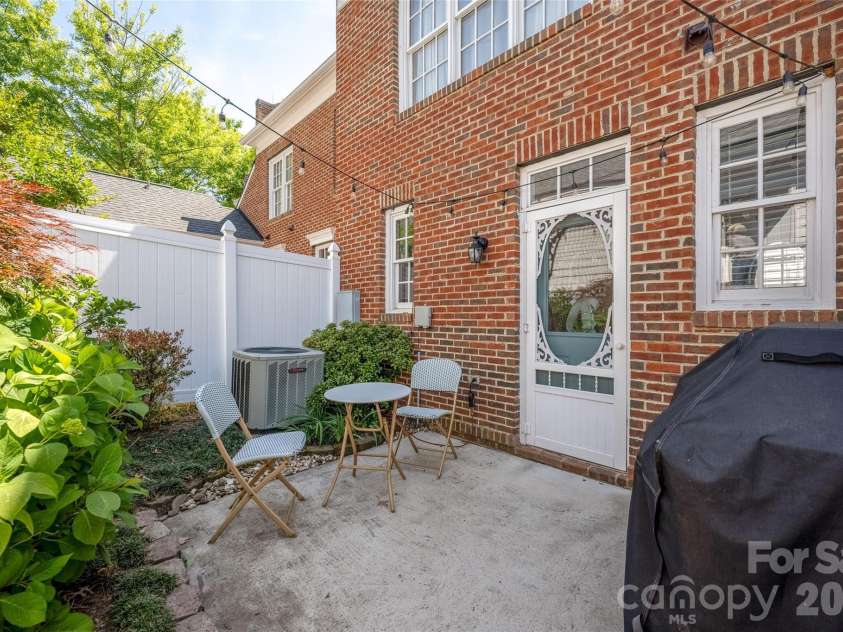 12317 Mahafey Lane, Huntersville, NC 28078.  MLS# CAR4380301, YatesRealty ID 25064. 