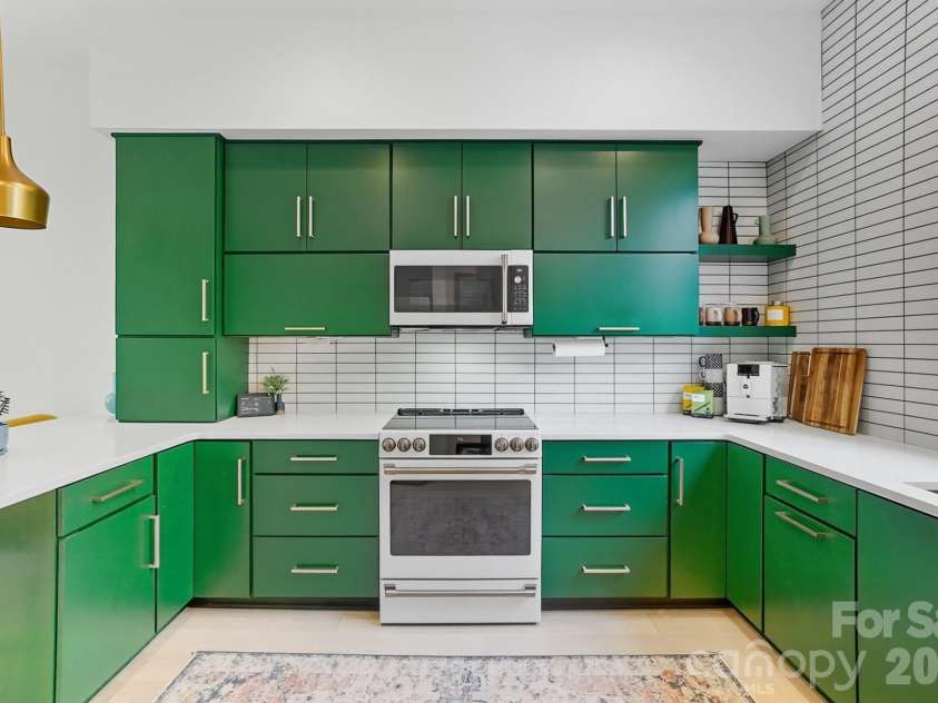 1003 Zinc Lane, Charlotte, NC 28205.  MLS# CAR4355110, YatesRealty ID 25065. 
