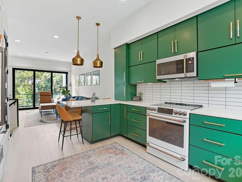 1003 Zinc Lane, Charlotte, NC 28205.  MLS# CAR4355110, YatesRealty ID 25065. 