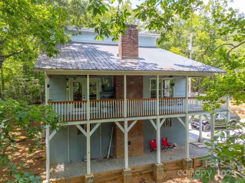 155 Notta Road, Franklin, NC 28734.  MLS# CAR4279952, YatesRealty ID 25066. 