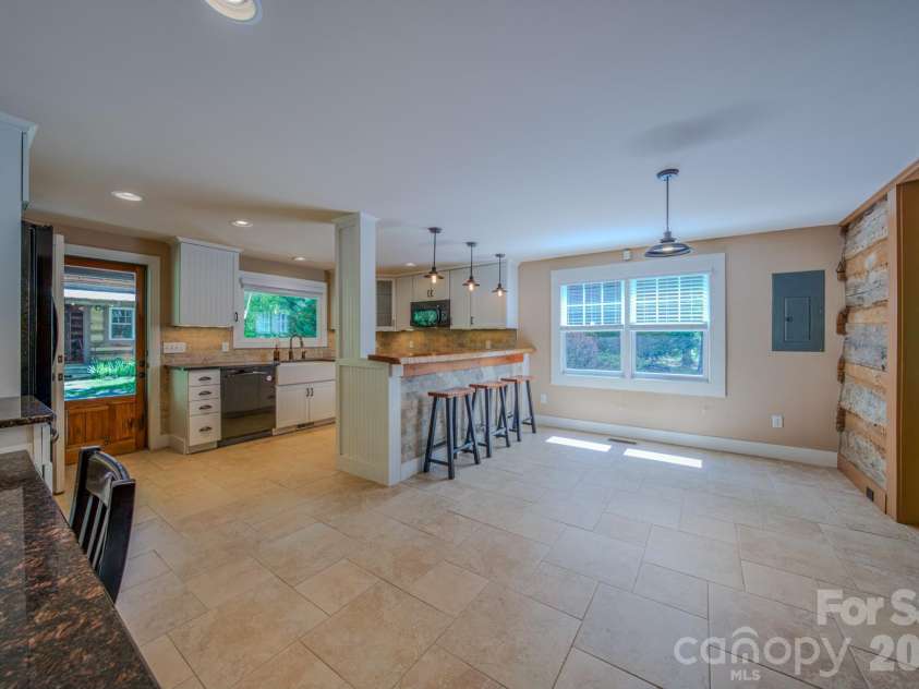 75 Old Gap Creek Road, Fairview, NC 28730.  MLS# CAR4378192, YatesRealty ID 25066. 