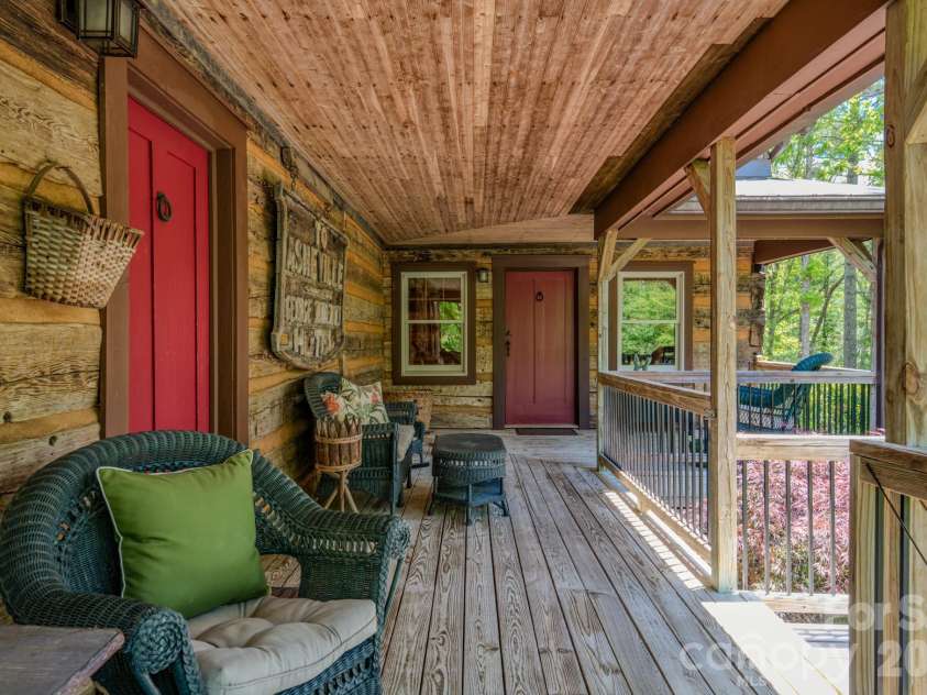 75 Old Gap Creek Road, Fairview, NC 28730.  MLS# CAR4378192, YatesRealty ID 25066. 