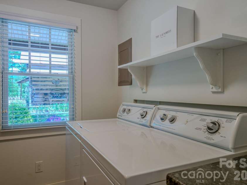 75 Old Gap Creek Road, Fairview, NC 28730.  MLS# CAR4378192, YatesRealty ID 25066. 