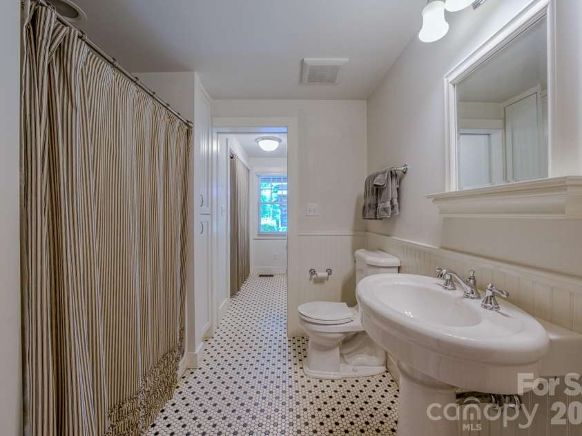 75 Old Gap Creek Road, Fairview, NC 28730.  MLS# CAR4378192, YatesRealty ID 25066. 