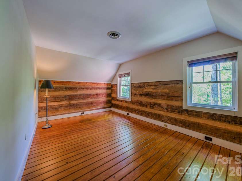 75 Old Gap Creek Road, Fairview, NC 28730.  MLS# CAR4378192, YatesRealty ID 25066. Bedroom