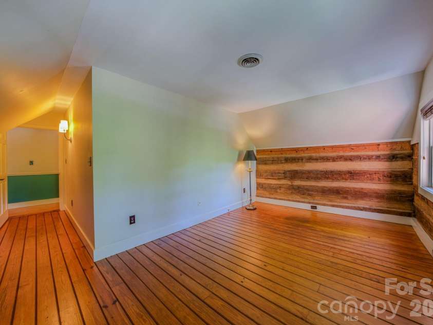75 Old Gap Creek Road, Fairview, NC 28730.  MLS# CAR4378192, YatesRealty ID 25066. Bedroom