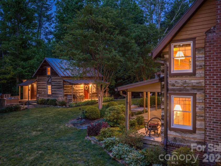 75 Old Gap Creek Road, Fairview, NC 28730.  MLS# CAR4378192, YatesRealty ID 25066. Cabins showing how beautiful side