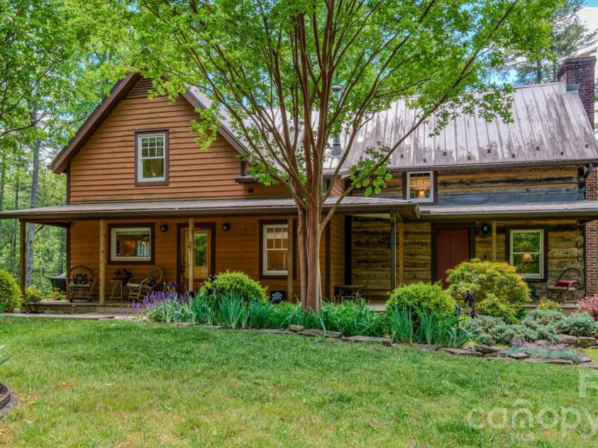 75 Old Gap Creek Road, Fairview, NC 28730.  MLS# CAR4378192, YatesRealty ID 25066. Rear of cabin