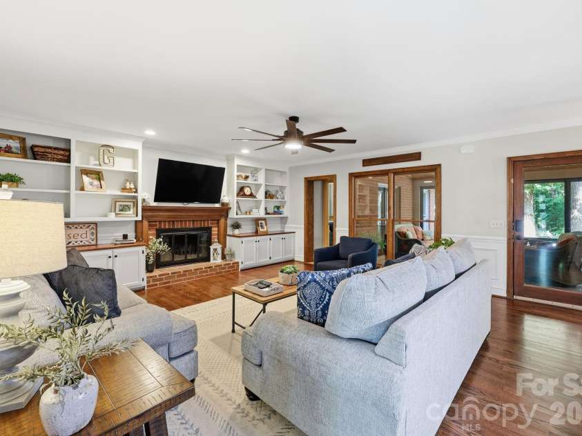 1526 Chadmore Lane, Concord, NC 28027.  MLS# CAR4385100, YatesRealty ID 25067. 