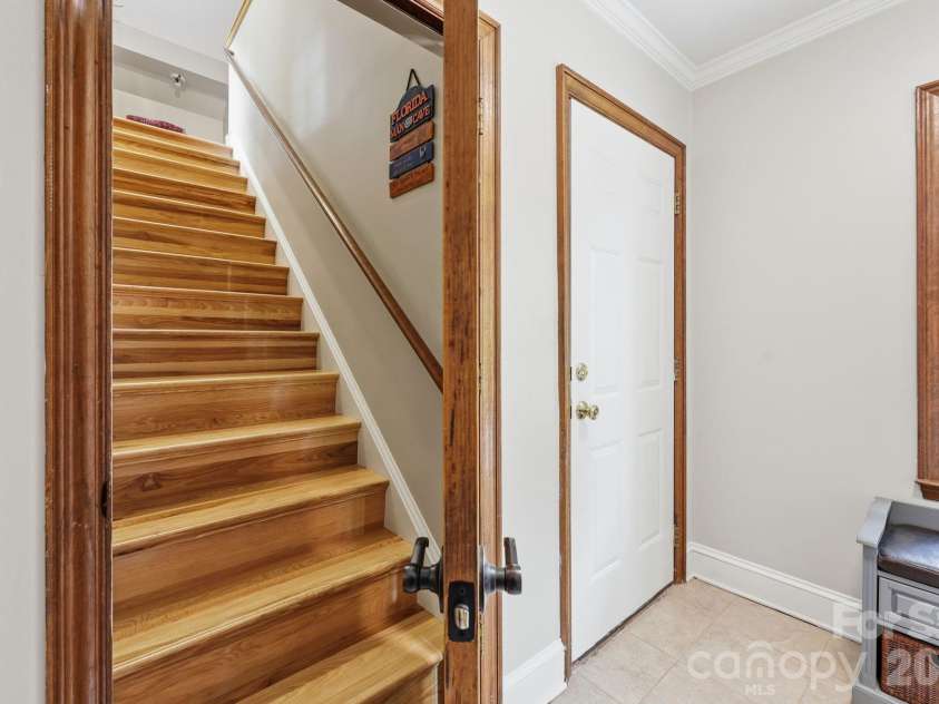 1526 Chadmore Lane, Concord, NC 28027.  MLS# CAR4385100, YatesRealty ID 25067. 