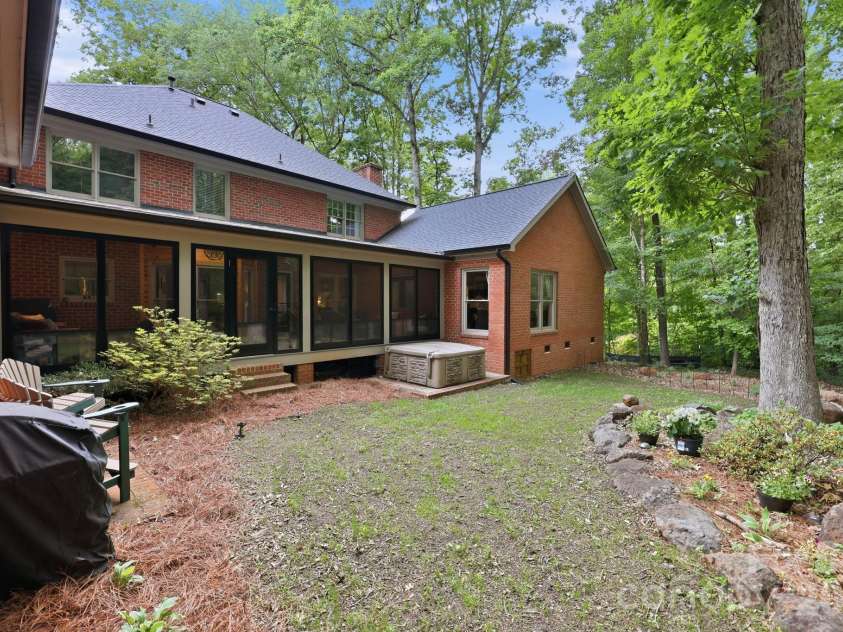 1526 Chadmore Lane, Concord, NC 28027.  MLS# CAR4385100, YatesRealty ID 25067. 