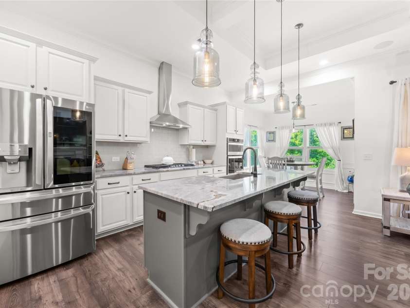 134 Divot Lane, Statesville, NC 28677.  MLS# CAR4380807, YatesRealty ID 25068. 