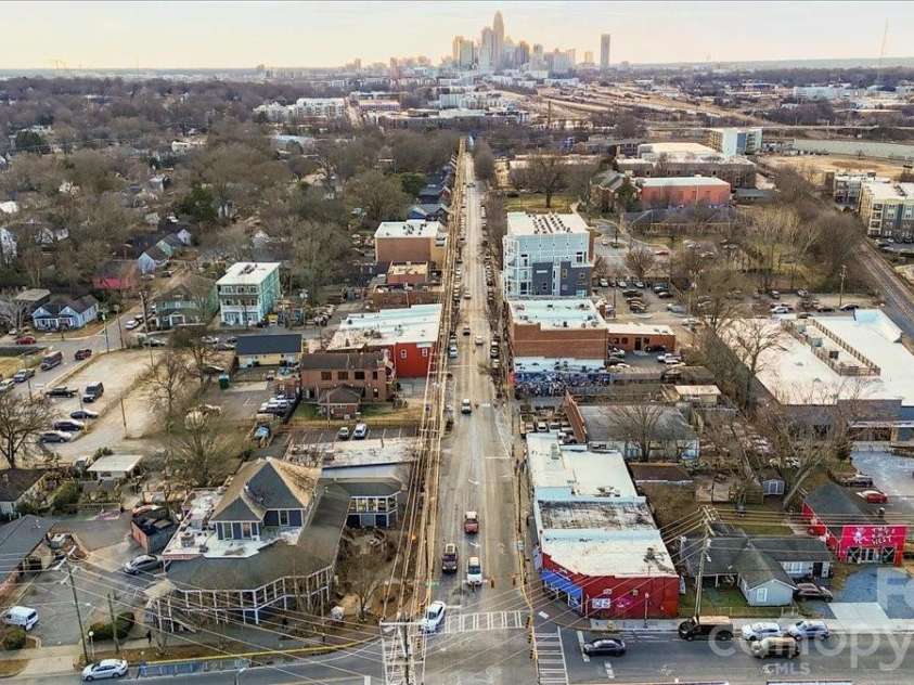 904 Academy Street, Charlotte, NC 28205.  MLS# CAR4380791, YatesRealty ID 25069. Approx. 1/2 mile to get to the heart of NoDa, 36th and North Davidson Street