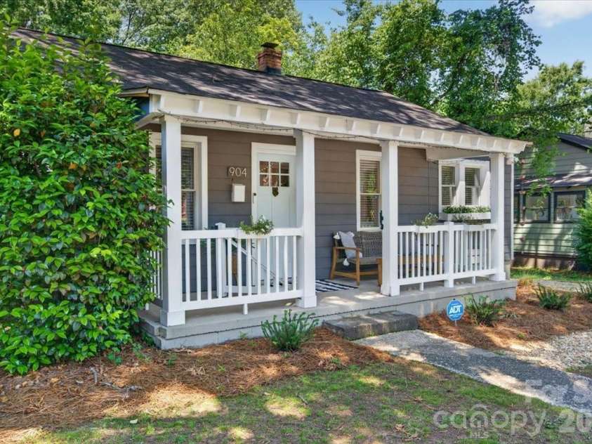 904 Academy Street, Charlotte, NC 28205.  MLS# CAR4380791, YatesRealty ID 25069. Isn't she adorable?