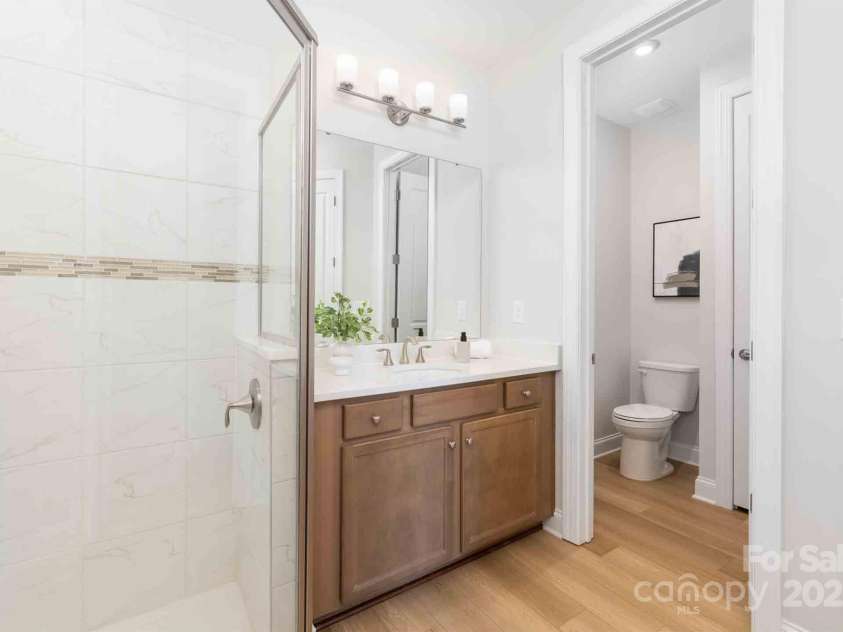 9837 Jubilee Court, Charlotte, NC 28215.  MLS# CAR4157331, YatesRealty ID 25069. Owner's Suite Bath