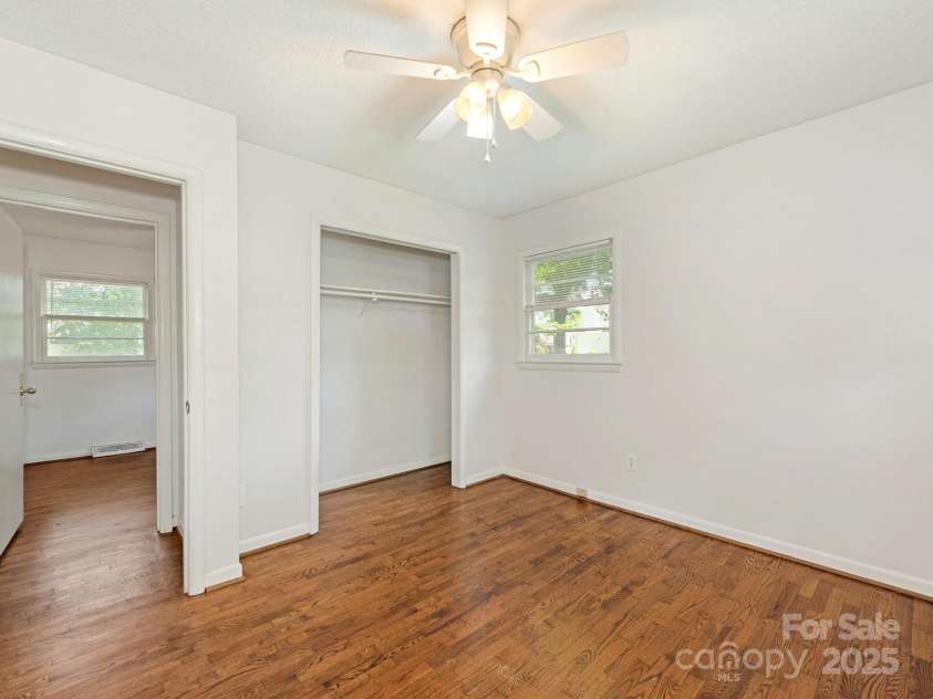 1100 Clawson Court, Charlotte, NC 28209.  MLS# CAR4253238, YatesRealty ID 25070. 