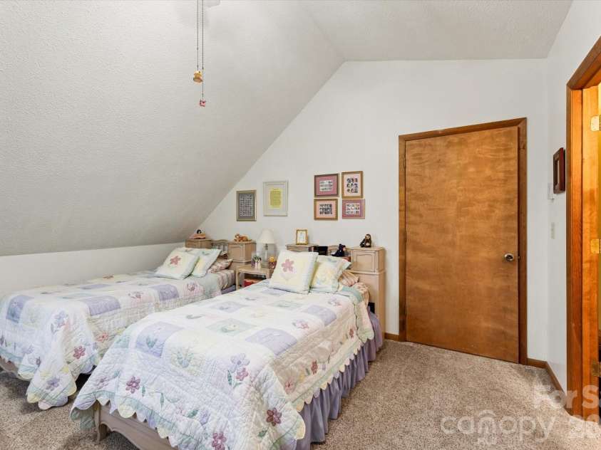 46 Hummingbird Drive, Maggie Valley, NC 28751.  MLS# CAR4356639, YatesRealty ID 25070. Upstairs bedroom 2