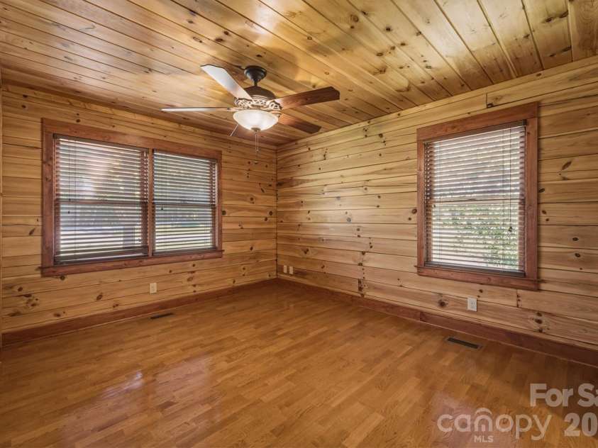 732 Grandview Peaks Drive, Nebo, NC 28761.  MLS# CAR4379354, YatesRealty ID 25071. Back Bedroom