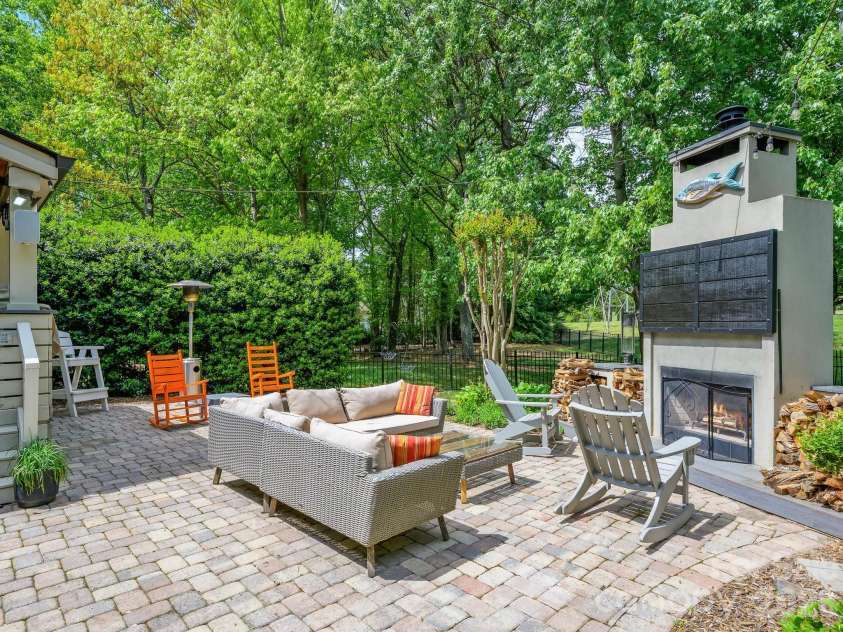 15635 Brem Lane, Charlotte, NC 28277.  MLS# CAR4365000, YatesRealty ID 25072. 