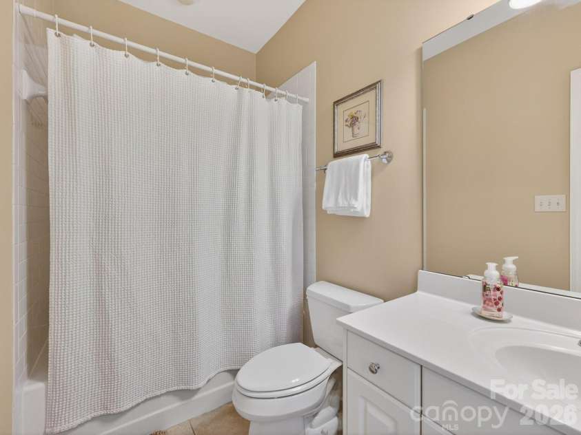15635 Brem Lane, Charlotte, NC 28277.  MLS# CAR4365000, YatesRealty ID 25072. 