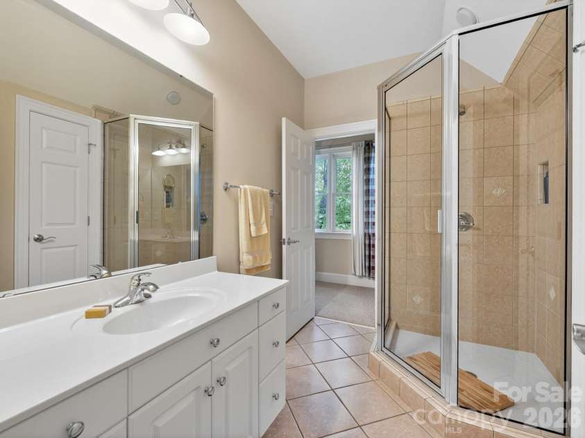 15635 Brem Lane, Charlotte, NC 28277.  MLS# CAR4365000, YatesRealty ID 25072. 