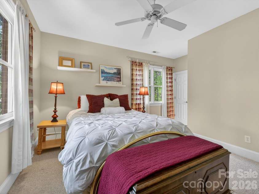 15635 Brem Lane, Charlotte, NC 28277.  MLS# CAR4365000, YatesRealty ID 25072. 