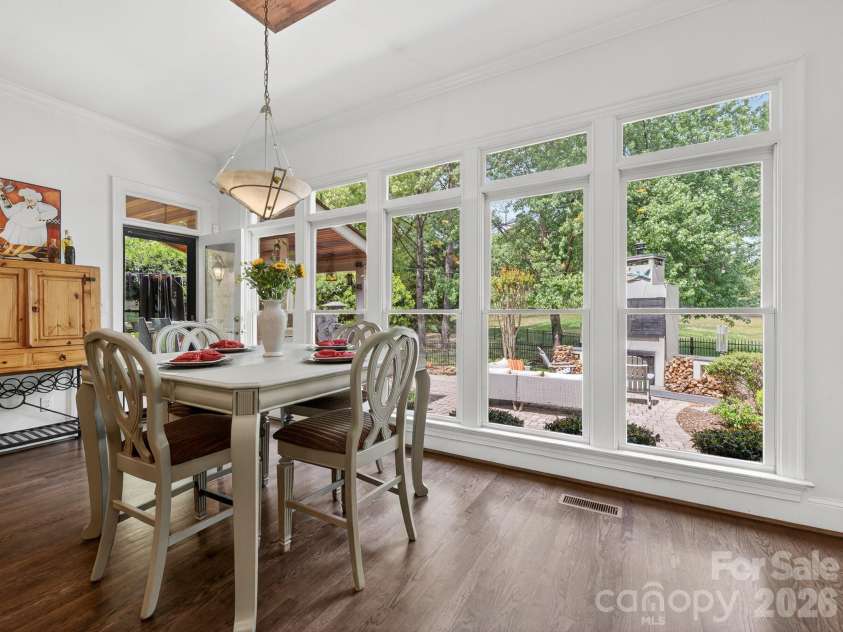 15635 Brem Lane, Charlotte, NC 28277.  MLS# CAR4365000, YatesRealty ID 25072. 
