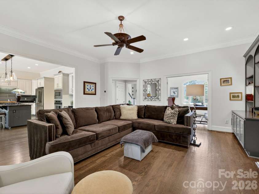 15635 Brem Lane, Charlotte, NC 28277.  MLS# CAR4365000, YatesRealty ID 25072. 