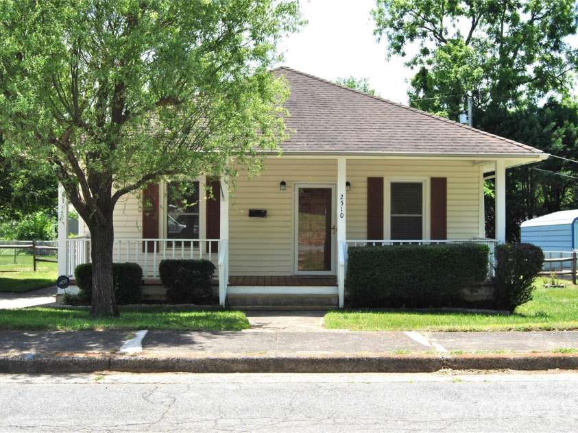 2510 Boundary Street, Belmont, NC 28012.  MLS# CAR4380438, YatesRealty ID 25073. 
