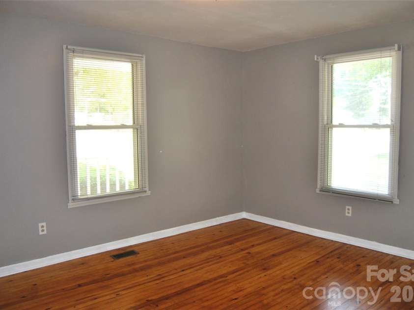 2510 Boundary Street, Belmont, NC 28012.  MLS# CAR4380438, YatesRealty ID 25073. 