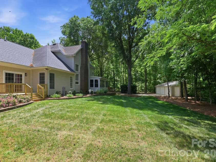3285 Pleasant Road, Fort Mill, SC 29708.  MLS# CAR4372643, YatesRealty ID 25077. 
