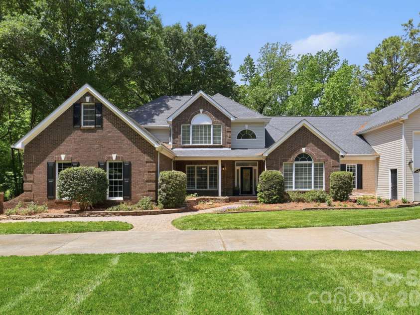 3285 Pleasant Road, Fort Mill, SC 29708.  MLS# CAR4372643, YatesRealty ID 25077. 