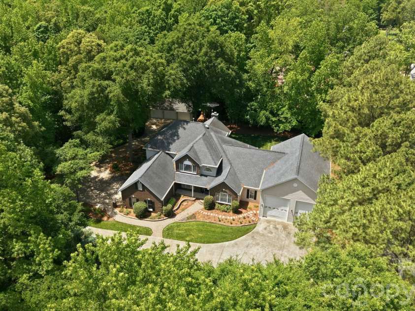 3285 Pleasant Road, Fort Mill, SC 29708.  MLS# CAR4372643, YatesRealty ID 25077. 